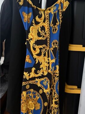 Black & Royal Blue Baroque Chain Print Dress
